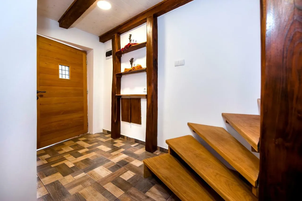 Joseph'S Yard Apartment Rovinj
