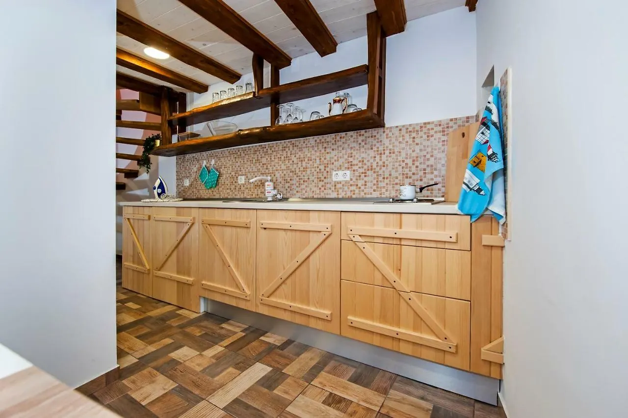 Joseph'S Yard Apartment روفينج